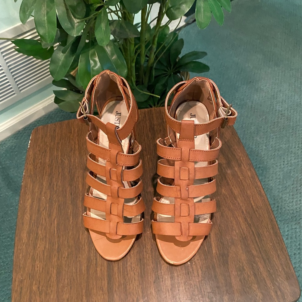 Just Fab Size 7 Brown Strap Sandals